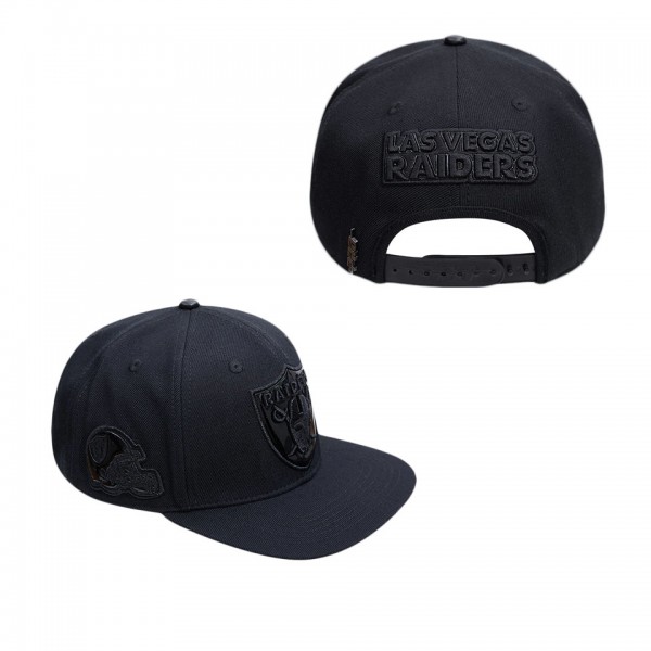 Men's Las Vegas Raiders Pro Standard Triple Black Snapback Hat